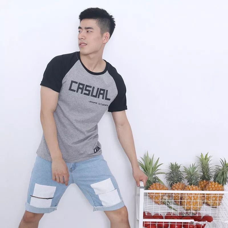 185大长腿肌肉体育生，痞帅荷尔蒙小爷们，耐看又实用！ - 图2