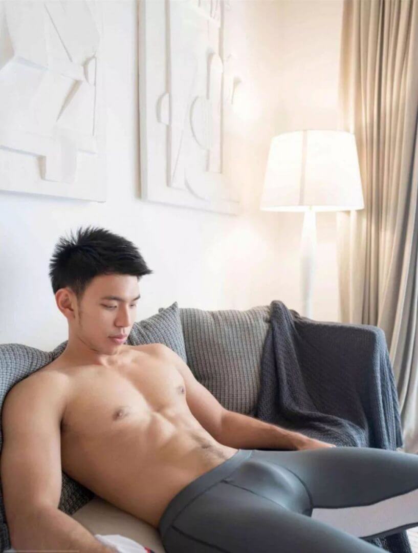 直男大J体育生紧身裤，浴室洗澡写真 - 图6