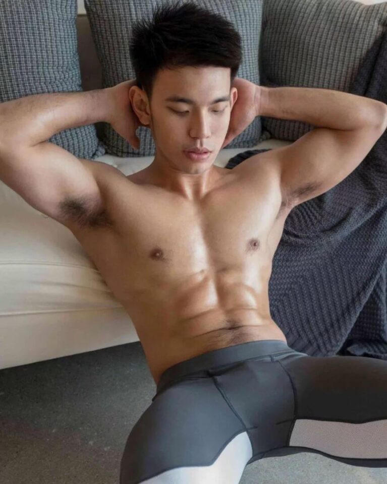 直男大J体育生紧身裤，浴室洗澡写真 - 图7