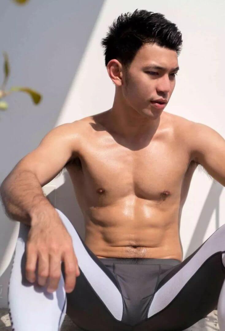 直男大J体育生紧身裤，浴室洗澡写真 - 图14