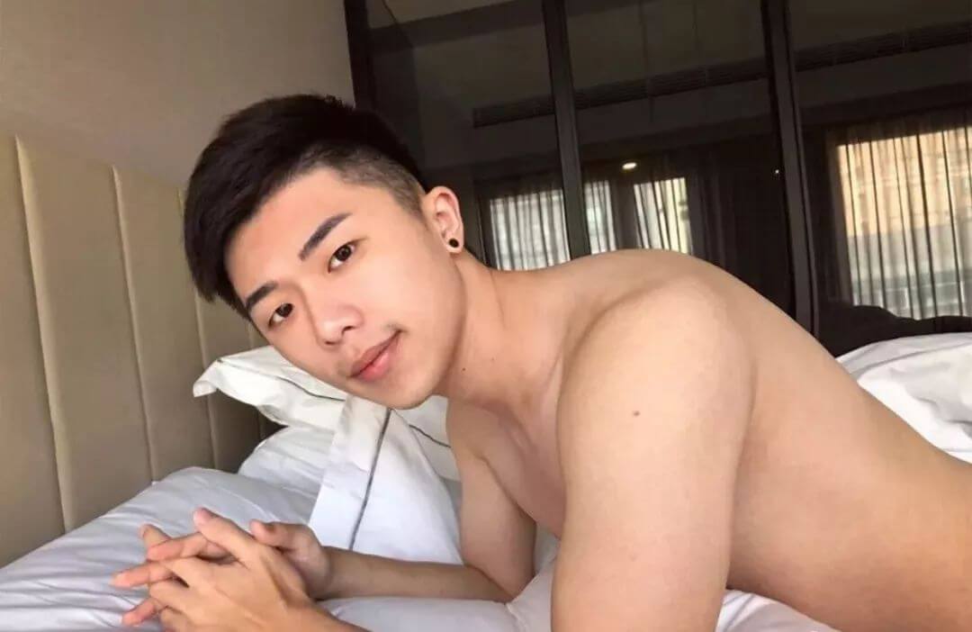 盯裆猫在哪？直男还是G？他超大一包 - 图9