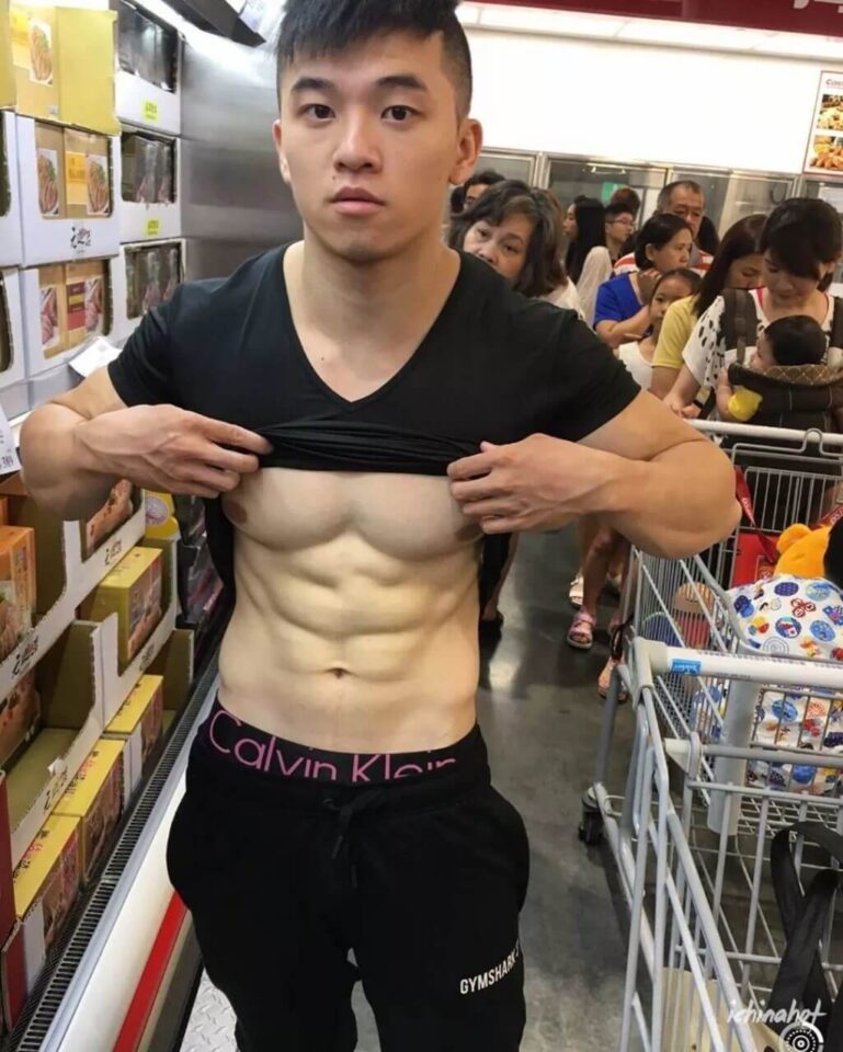 台湾健身运动肌肉男小葉 - 图10
