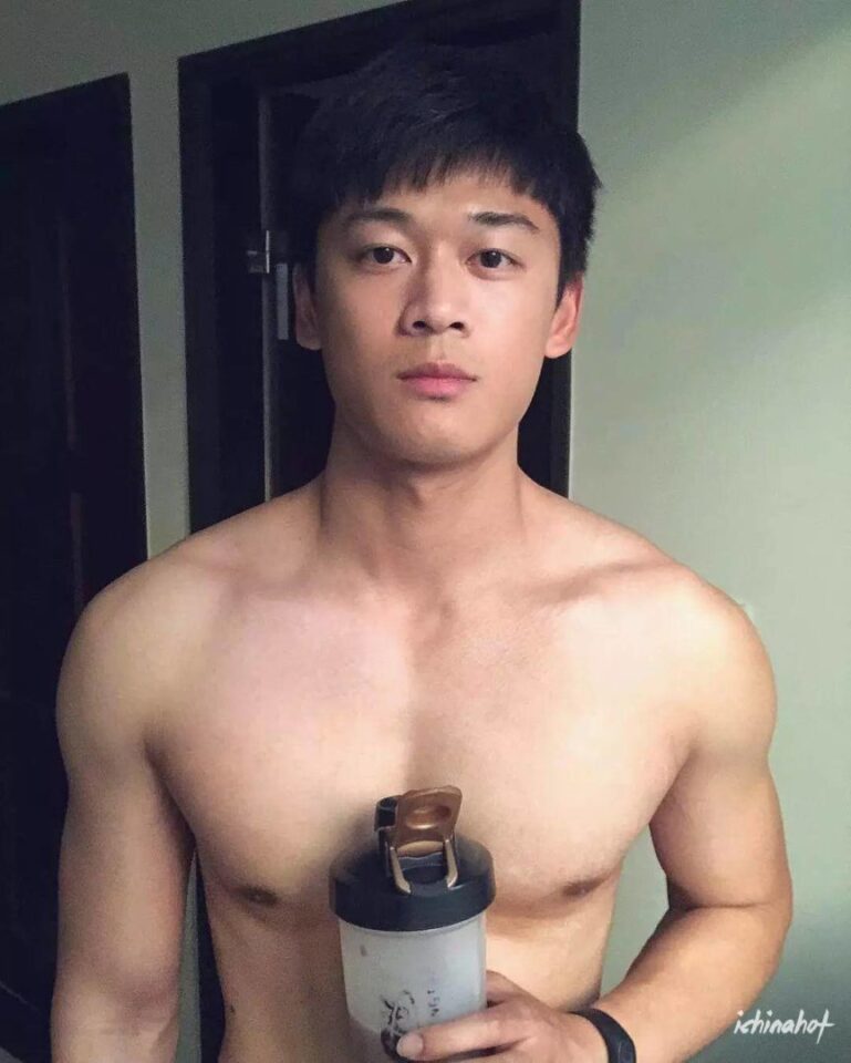 台湾野生男神帅气小奶狗！生活照曝光~ - 图3