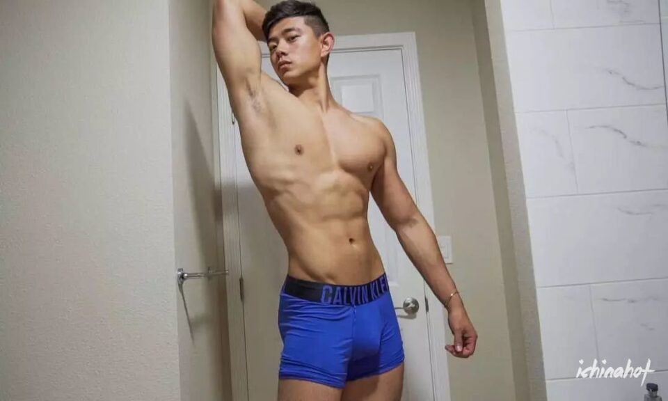 首都体育学院的肌肉男 - 图4