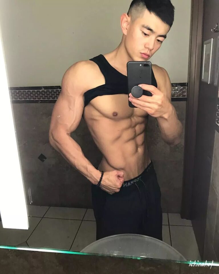 首都体育学院的肌肉男 - 图6