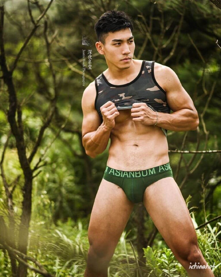 深夜名堂：183大龙体育生张尚勇硬照写真！ - 图2