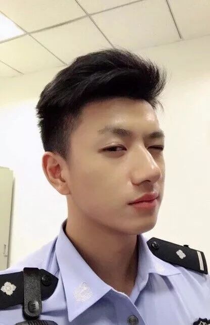 5位不同类型的同志天菜，最后一种竟然最受喜爱？ - 图33