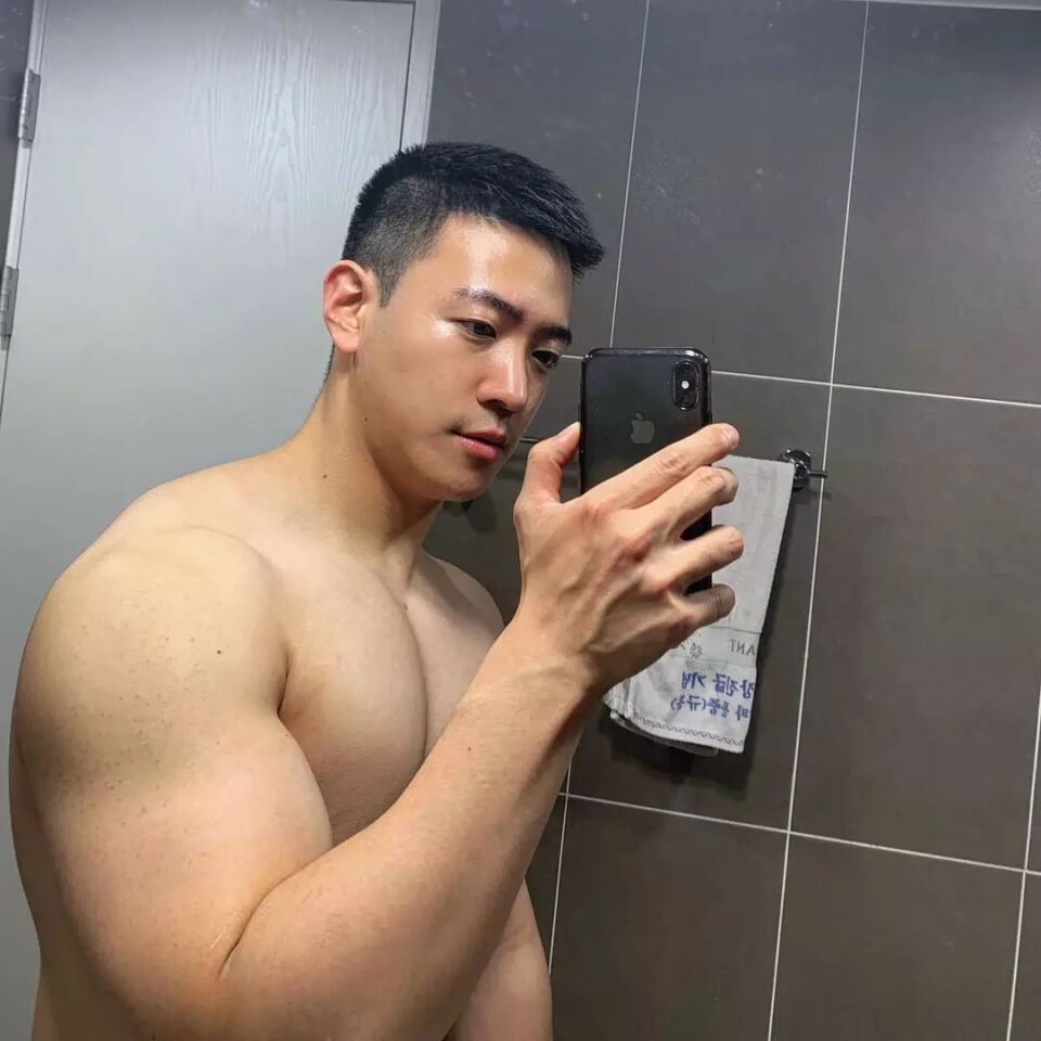 性感熟男迷彩服小哥太粗壮！太撩人了! - 图8