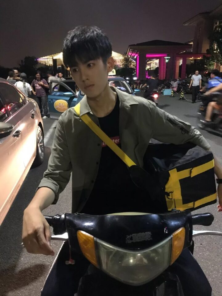李现六块腹肌湿身裸照 VS 188大长腿校草，后者更让人心动 - 图34