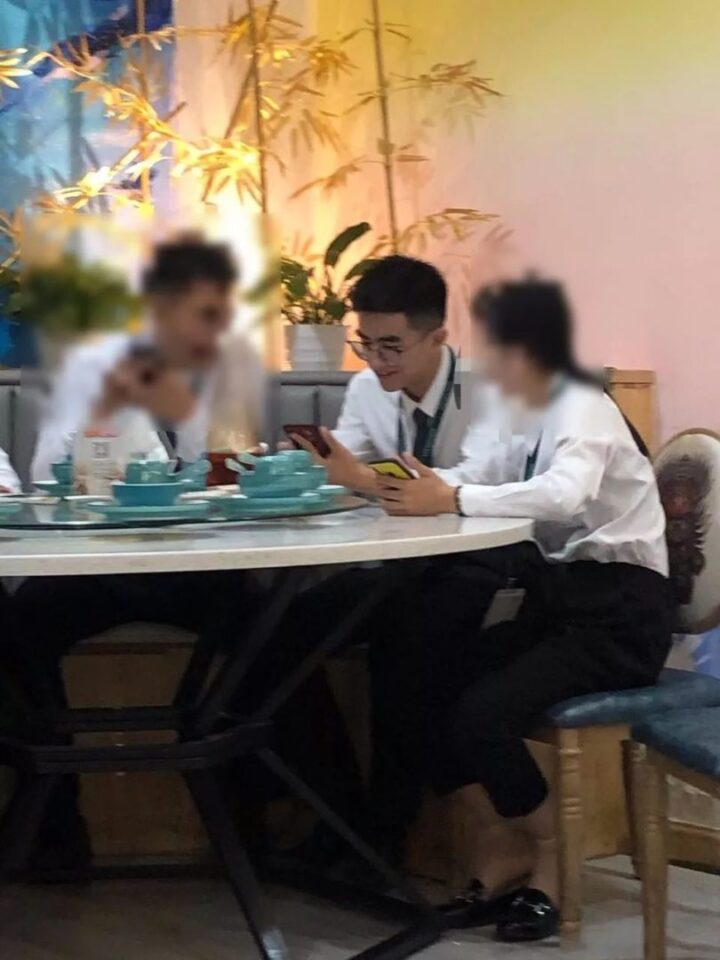 夏日抓拍野生运动帅哥，体育生偷拍 - 图7