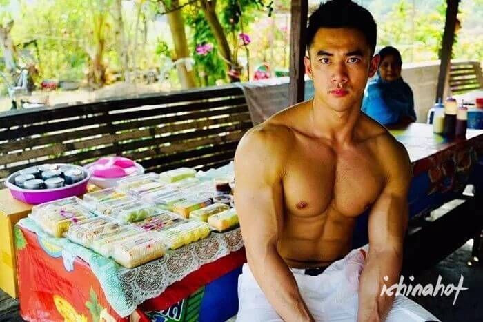 微博肌肉帅哥洪晓龙2020最新写真狂晒身材