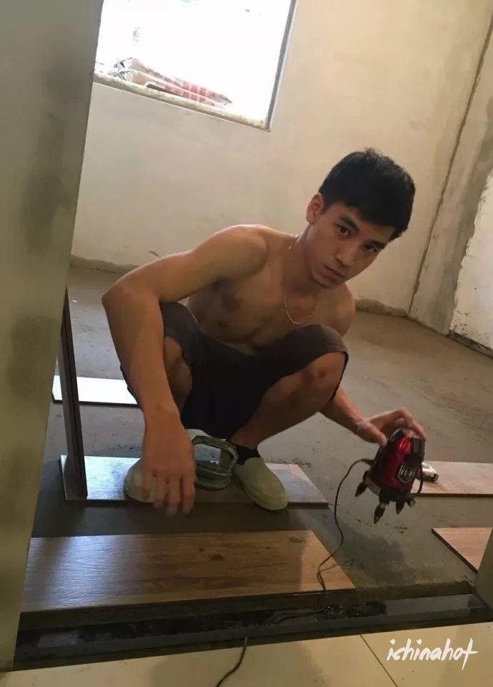 体院街拍帅哥：颜值身材不输当红小鲜肉 - 图3