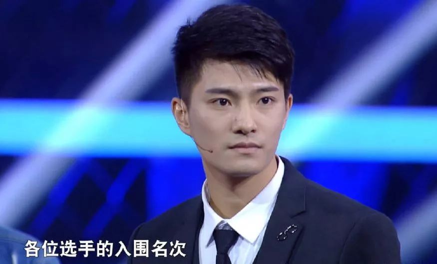 190CM同济大学篮球校草上热搜！学霸张艺帅鼻子超大 - 图6