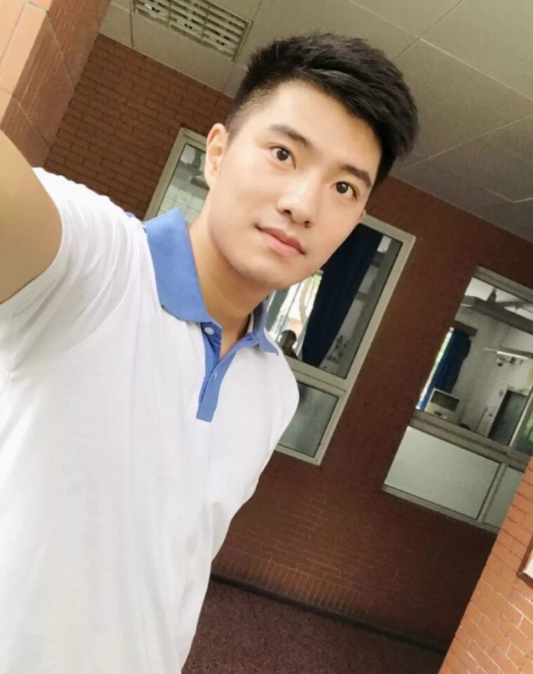 190CM同济大学篮球校草上热搜！学霸张艺帅鼻子超大 - 图16