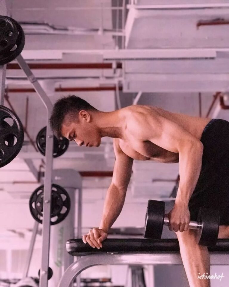 穿短裤比汪小菲还好看！WANYUKIN大的不止胸肌！ - 图12