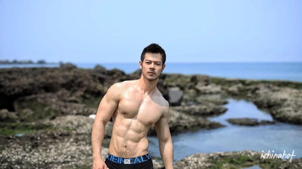 台湾最帅英语老师萧郁轩个人写真 - 图6