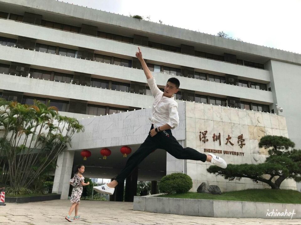抖音网红东电大学生帅哥祝煊哲超全生活照 - 图8