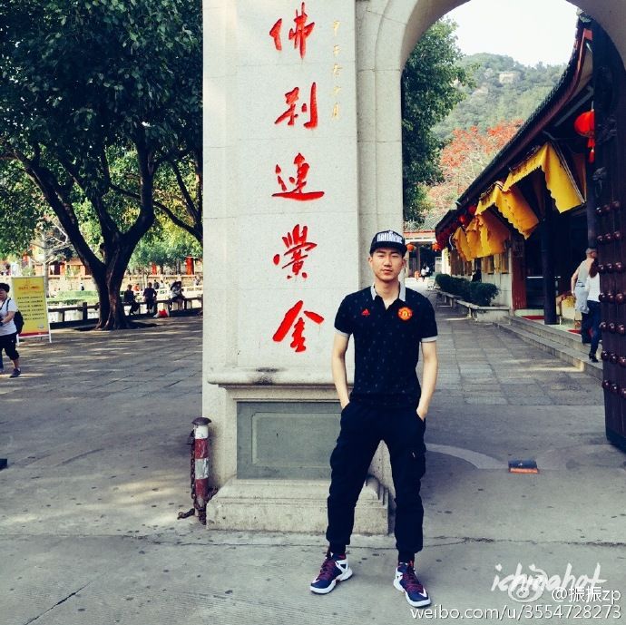 阳光体育生帅哥微博，痞子直男硬照 - 图14
