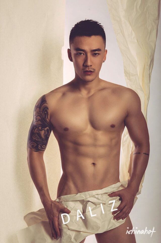 微博高颜值肌肉男帅哥排行，全是G圈天菜 - 图2