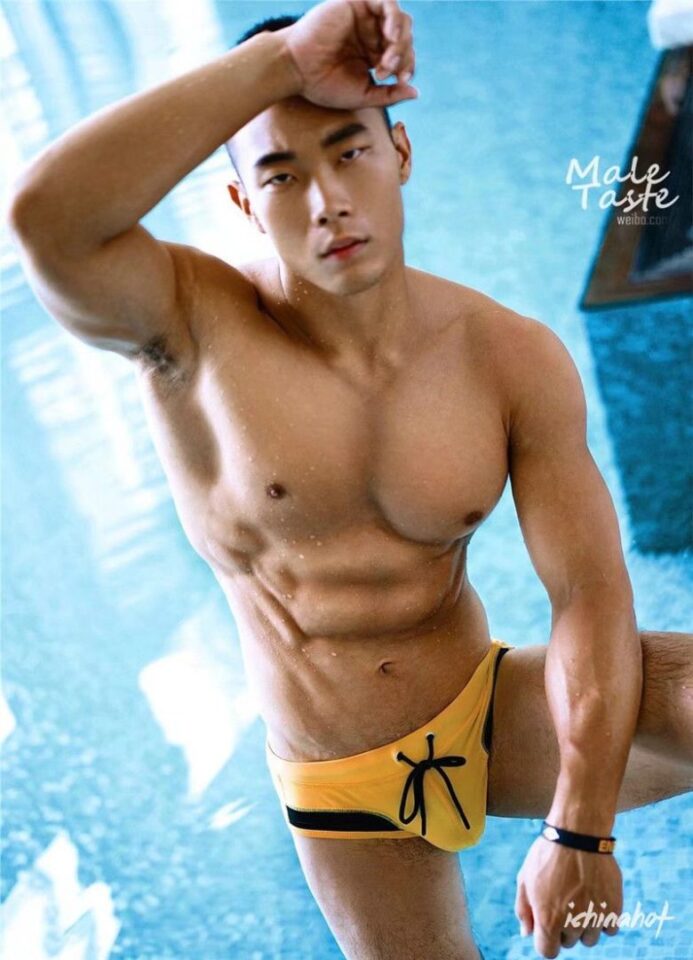 微博高颜值肌肉男帅哥排行，全是G圈天菜 - 图3