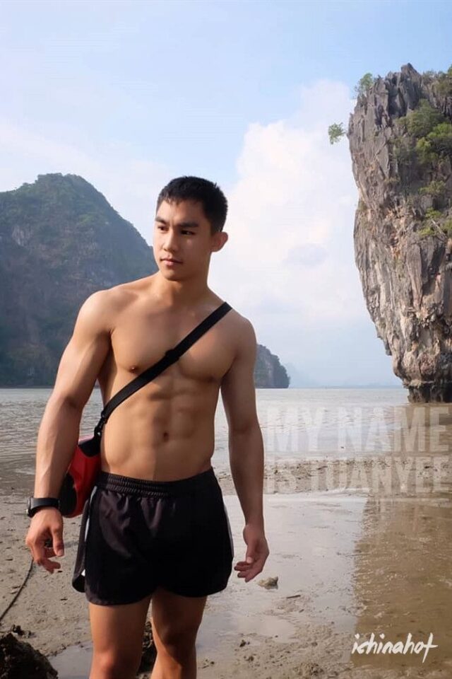 帅气的泰国肌肉帅哥Tuan Yee - 图3