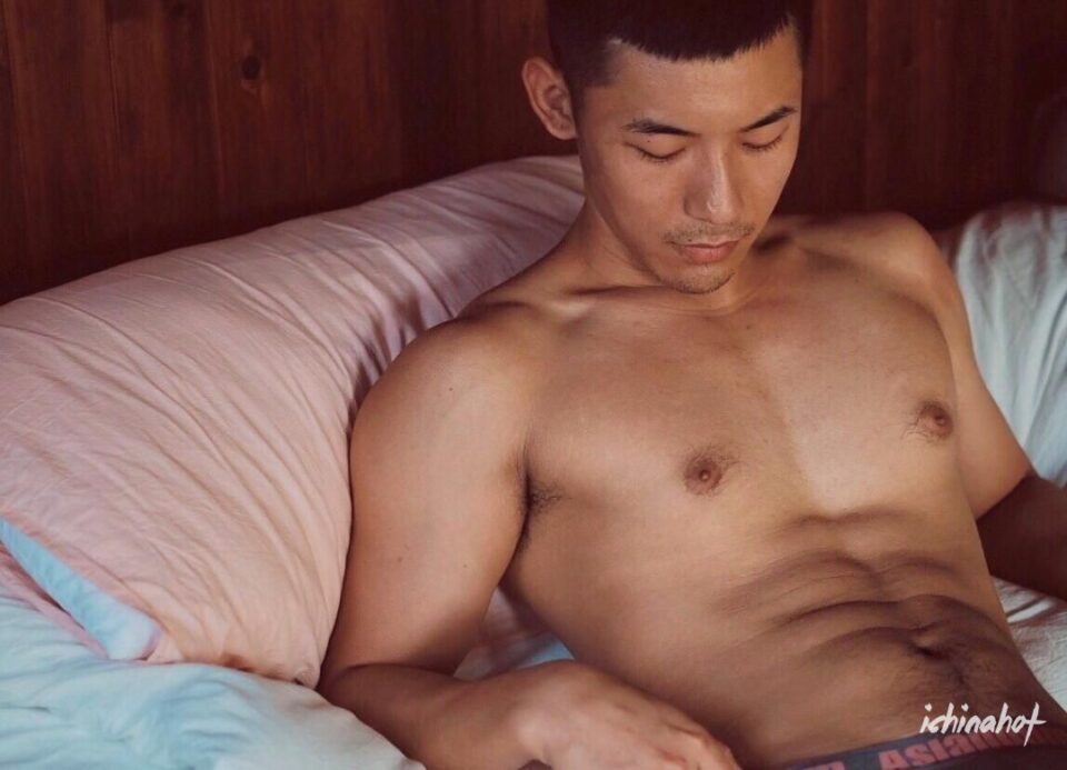 超帅健身教练，侧颜极品无敌！ - 图8