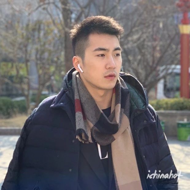 听说鼻子大的，都很强？这位小哥，你一定爱了~