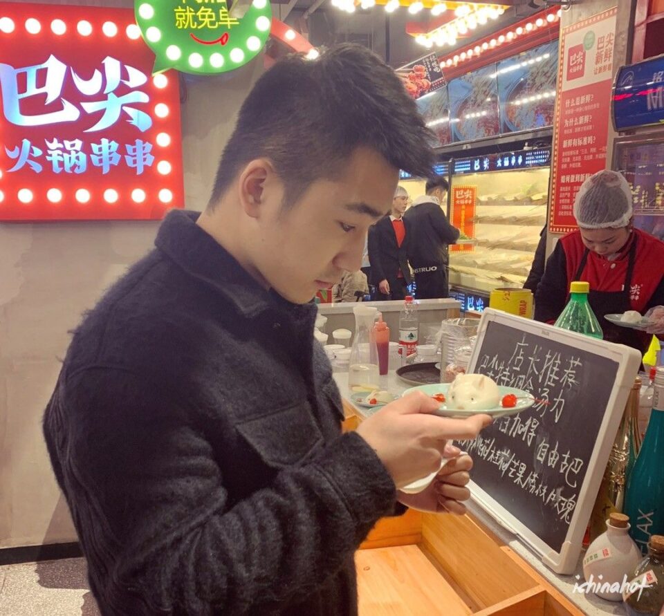 听说鼻子大的，都很强？这位小哥，你一定爱了~