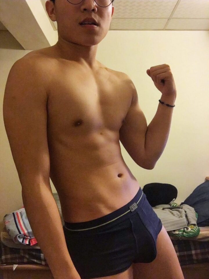 18CM的体育生室友，超大一包 - 图3