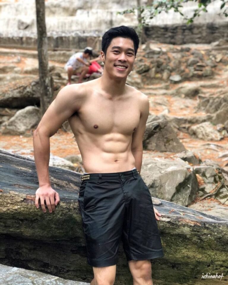 我的巨龙猛男大学足球队长高凯 - 图2