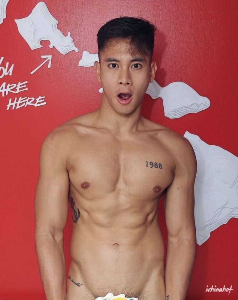越南男模胡永科泳池写真 - 图3