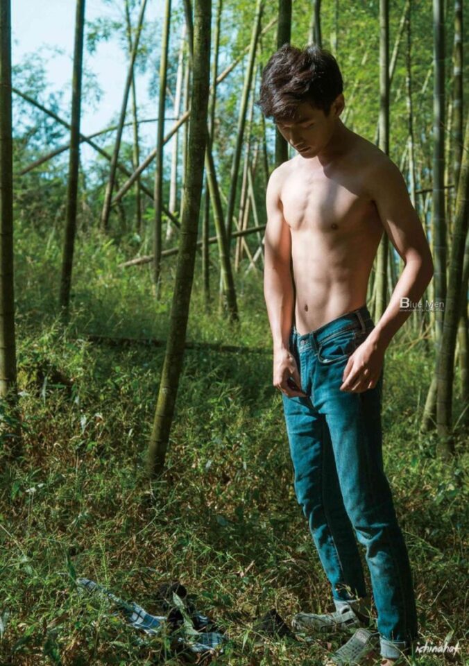 BLUEMEN蓝男色129 腼腆大J小鲜肉的森林故事 写真+视频 - 图2