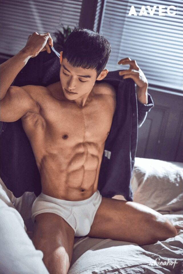 AAVEC工作室又出新片，韩国大肌霸欧巴，下面也不小！ - 图1