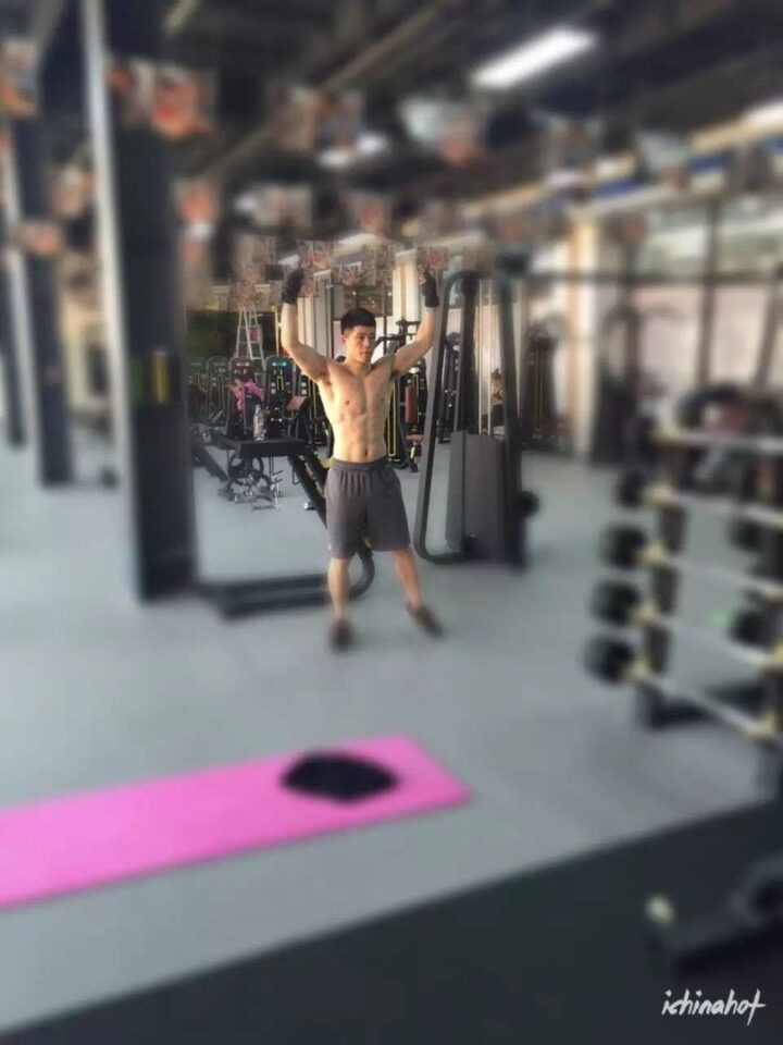 斗兽场系列maleshow火锅店老板 百度云网盘下载 - 图5