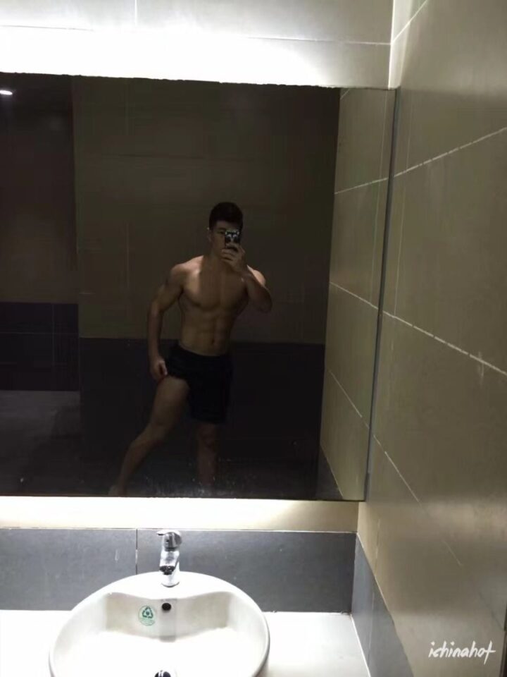 斗兽场系列maleshow火锅店老板 百度云网盘下载 - 图4