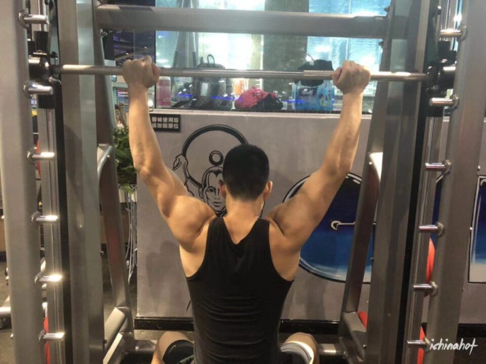 斗兽场系列maleshow火锅店老板 百度云网盘下载 - 图2