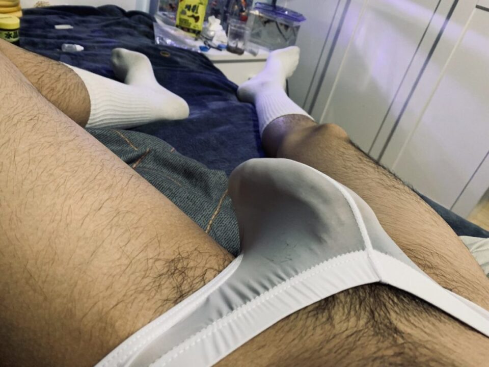 推特网红李言翰26个视频+84照片打包百度云，19.5cm大雕网黄 - 图2