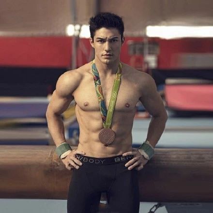 军人运动会巴西鲜肉Arthur Nory推特飞机视频全见百度云 - 图5