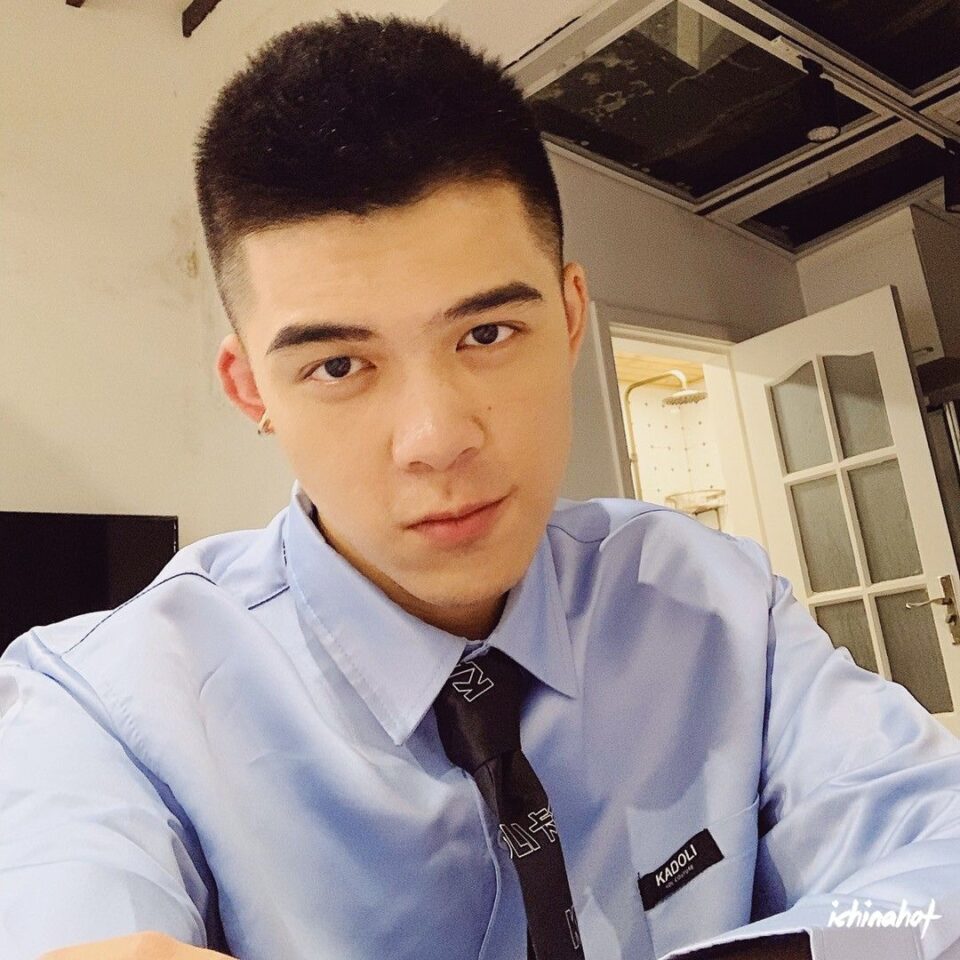拒绝名媛脸，聪仔HoWanChung推特微博百度云 - 封面图