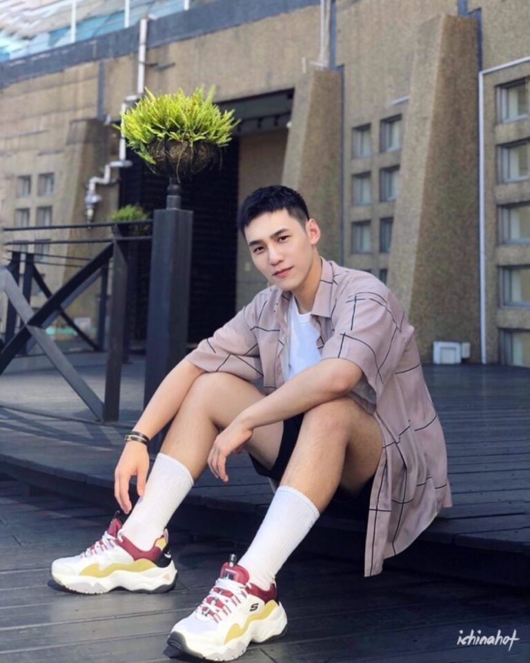 推荐一个皮肤白皙的阳光小奶狗~ - 图9