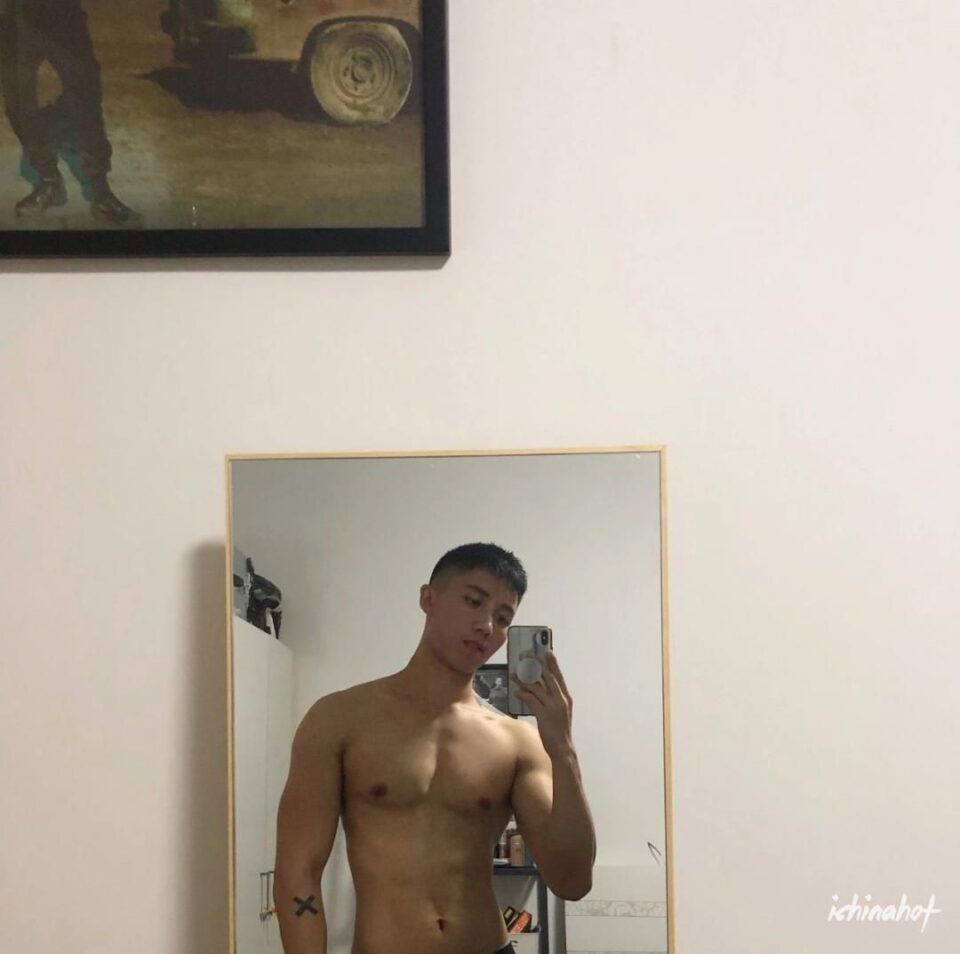 99%的人都喜欢的类型，天菜运动型体育生 - 图9