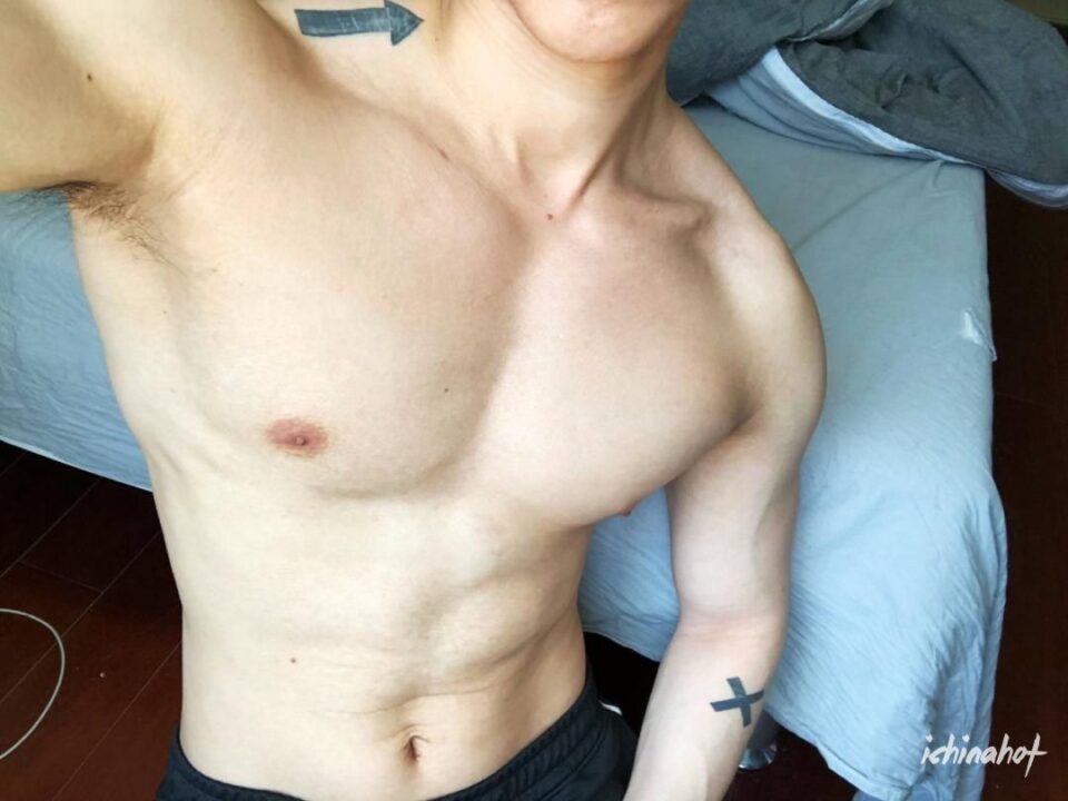 99%的人都喜欢的类型，天菜运动型体育生 - 图3