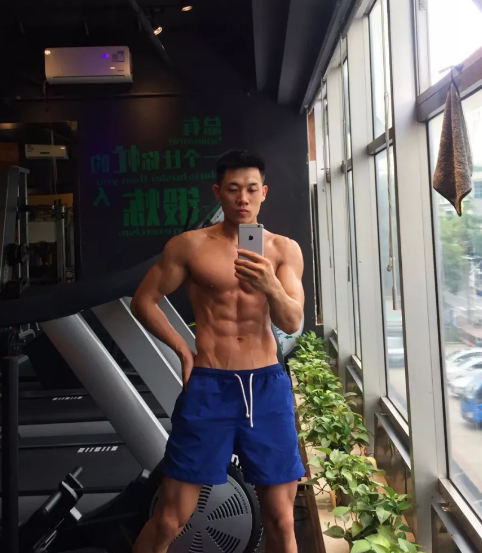 四川27岁直男私教教练，这也太可以了 - 图5