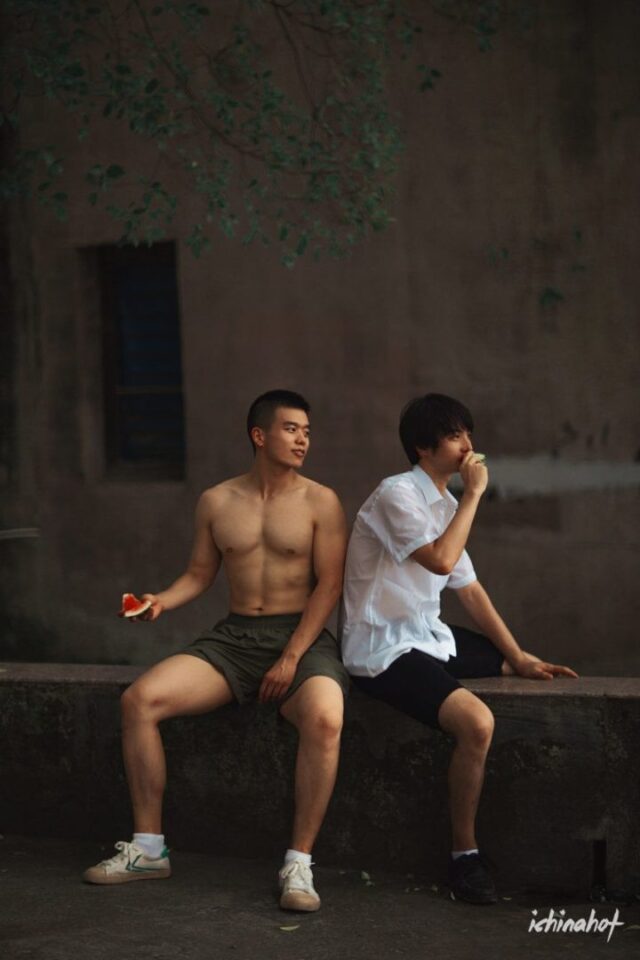 徐维森男色摄影《在乡下表弟家的暑期台风天》 - 图4