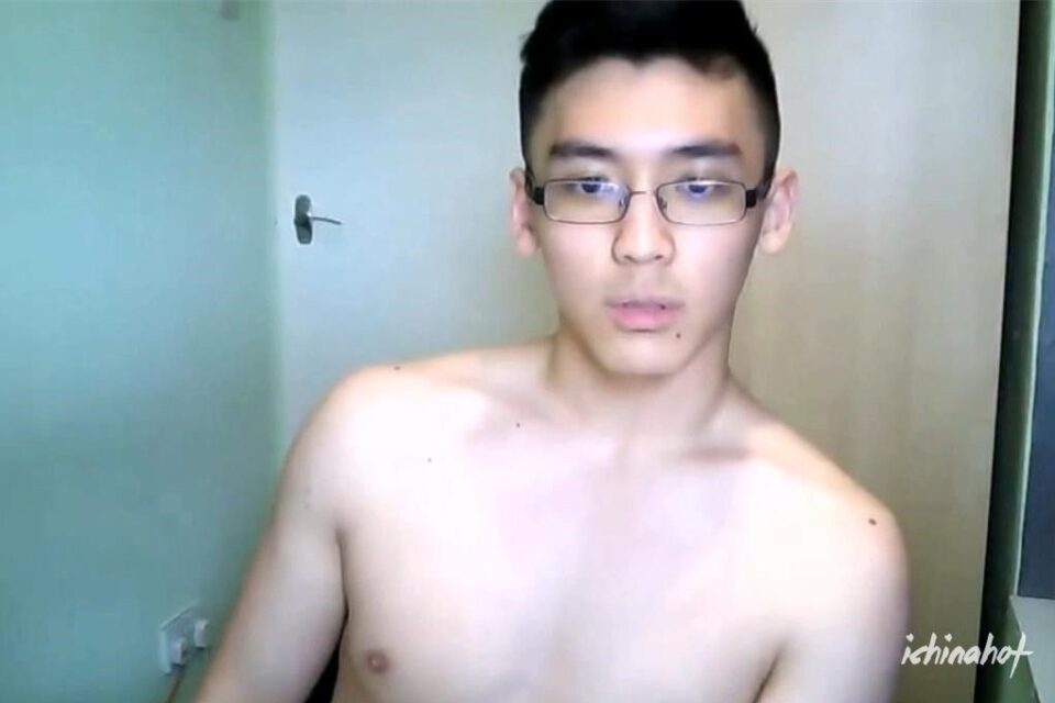 斗兽场maleshow吴晓磊资源（酷似吴磊的肌肉帅哥） - 图3