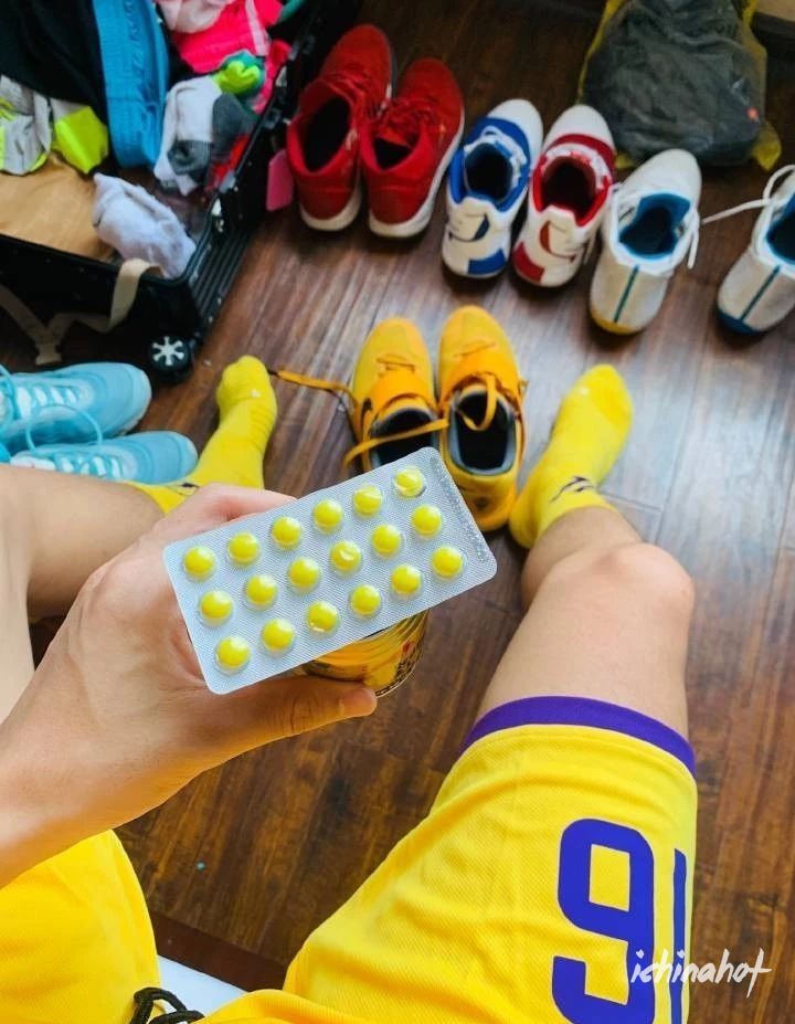 郑州190CM高中篮球体育生的腹肌有多好看？ - 图4