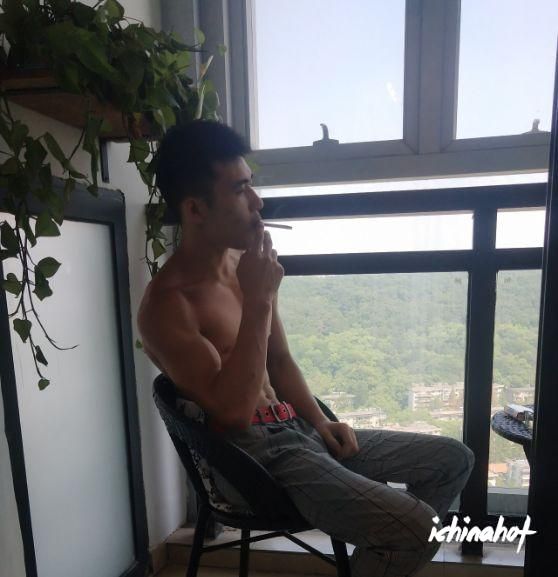 工地好身材的黝黑民工同志，又大又硬