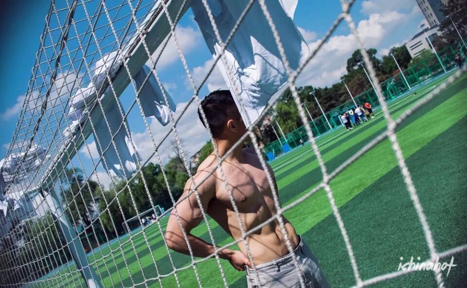 东北电力大学肌肉男谢松锤小视频疯传 - 图4