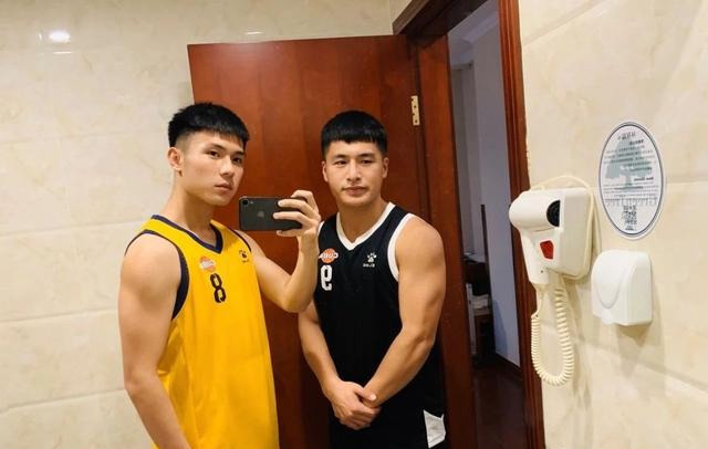 北京体育大学篮球体育生程鑫凯，18岁的他185CM - 图12