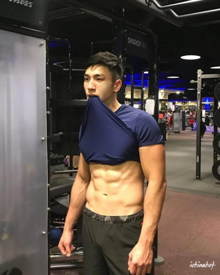 185CM+直男轻艇运动员，湿身照太A，据说18+！ - 图15